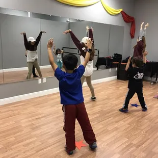 Little Hip-Hoppers! Classes for students as young as 3 years old!
