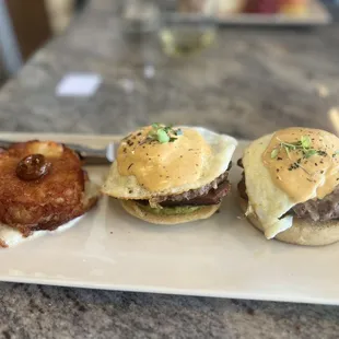 Benny Burger*, Crispy Potato Tottler