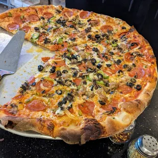Specialty pizza XL