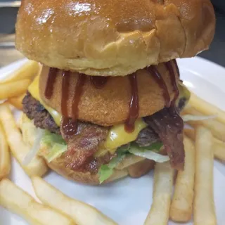 BBQ Bacon Ringer Burger
