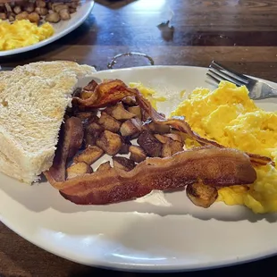 RJ FourMile Breakfast