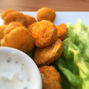 Fried pickle slices. Yum.