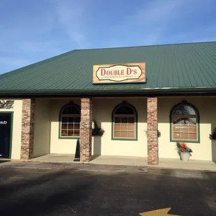 the front of the restaurant