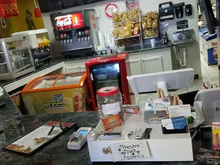 Carnitas y Taqueria La Frontera