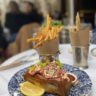 Lobster roll