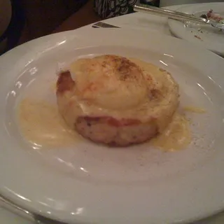 Crab Cake Benedict