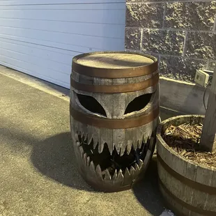 Awesome creepy barrel! :)