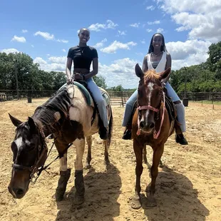 Tex and Pablo are my favorite horses evaaaaaa