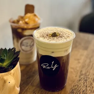 Pistachio cream top latte