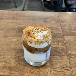 Peanut cream top latte