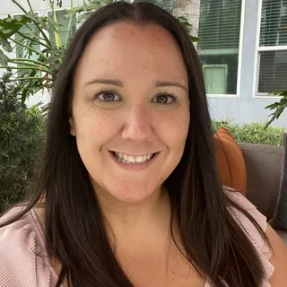 Jennifer J.