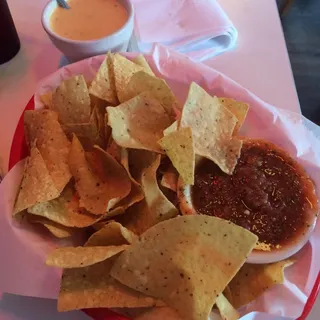 Homemade Chips & Salsa