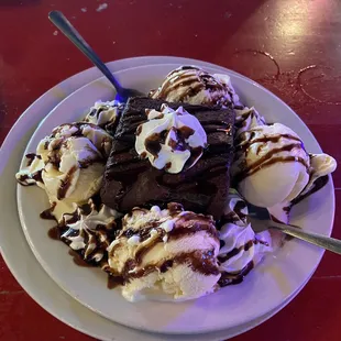 This party is about to get started!! Yummers!