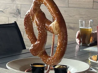 The Public House Bar & Grill