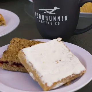 Oatmeal Raspberry Bar