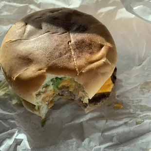 Cheeseburger (absolute favorite) this is a big burger!