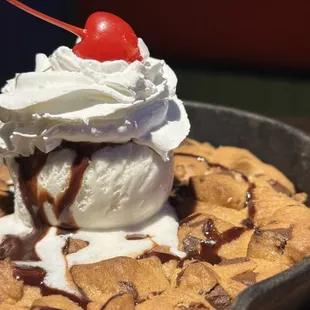 food, dessert