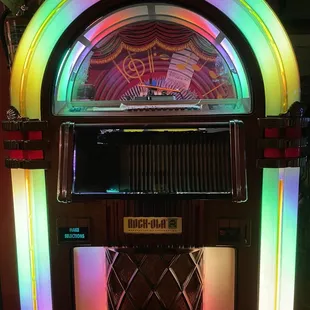 Cool jukebox by the atm machine