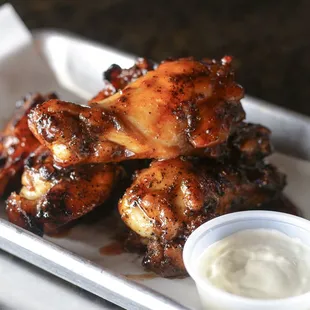 Roadside Bar &amp; Grill in Old Hickory area of TN has live music most nights and a tasty menu of chef-inspired food like tasty wings.