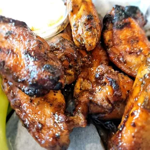 food, fried chicken wings, poultry, bbq wings, chicken wings, fried chicken, bbq chicken, chicken wings and fried chicken, chicken