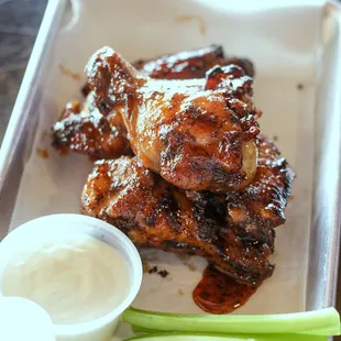 Roadside Bar &amp; Grill in Old Hickory area of TN has live music most nights and a tasty menu of chef-inspired food!