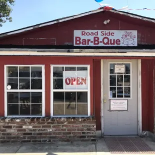 the front of a restaurant