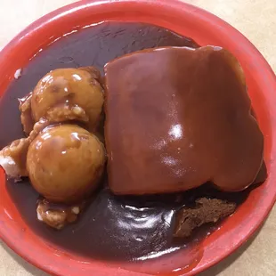 Hot Meatloaf Sandwich with Mashed Potatoes