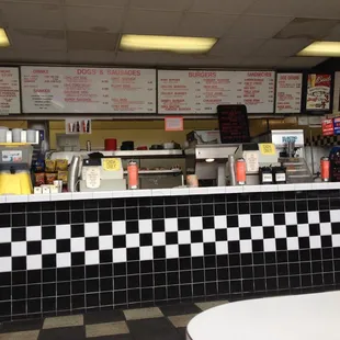 sushi and sashimi, interior