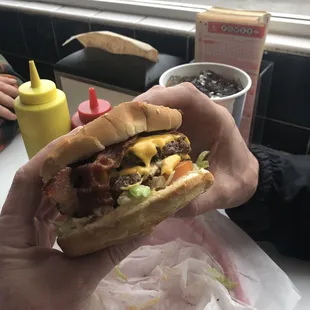Double Cheeseburger