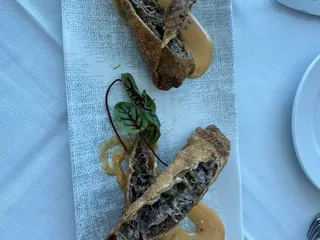 Sonata Restaurant and Lounge