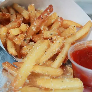 Parmesan Herb White Truffle Fries