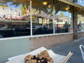 Baker & Commons