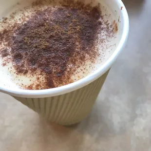 Almond milk latte w sugar free vanilla