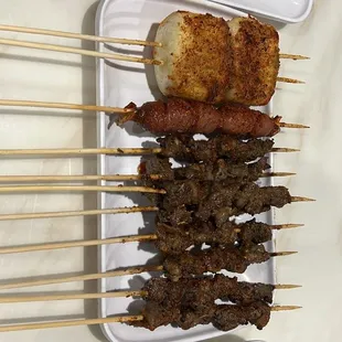 skip the sausages, everything else was yummy