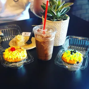 Blueberry lemonade cupcake and pineapple cupcake both were amazing but my favorite is the pineapple