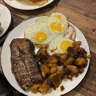 Brisket Steak &apos;N Eggs