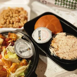 Rotisserie chicken sandwich ( breast meat), side salad and peach cobbler