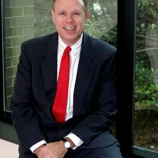 Rob Westcott is an award-winning professional magician serving Hampton Roads VA and NC