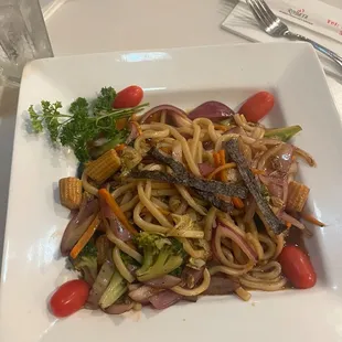 Veggie udon stir fry