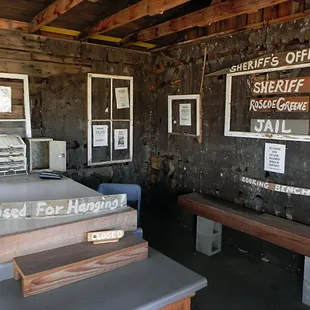 &quot;Sheriff&apos;s office&quot;