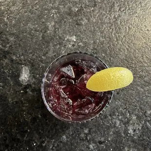 Sangria (not too sweet)