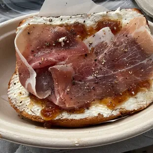 fig prosciutto toast - life changing