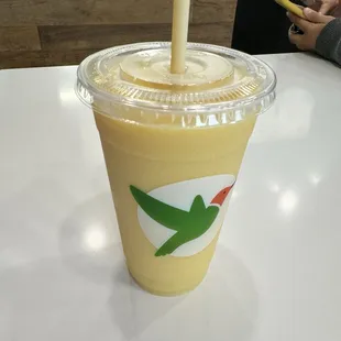 mahalo mango smoothie - medium