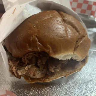 Pulled Pork lunch 1/2 pound one small side
