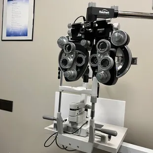 This is the machine that they use to examine your eyes with.