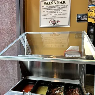 Salsa bar