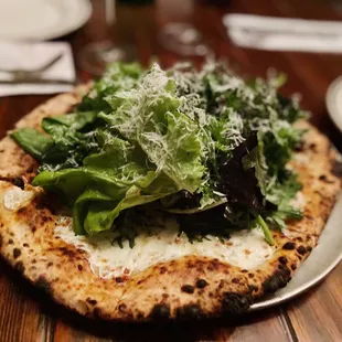 White &amp; Greens Pizza