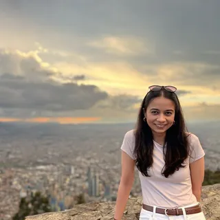 Janvi G.