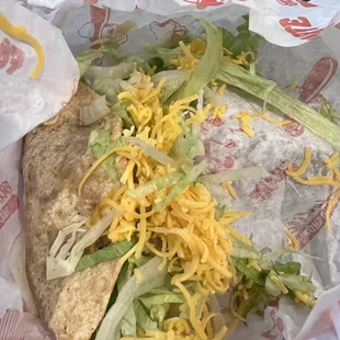 Today you have failed me . Must be a new cook or meat is tooo dried. Plus the girl has my order wrong