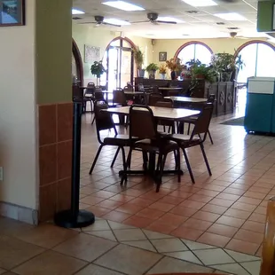 Inside Roberto&apos;s Mexican Food: clean, bright, and comfortable.